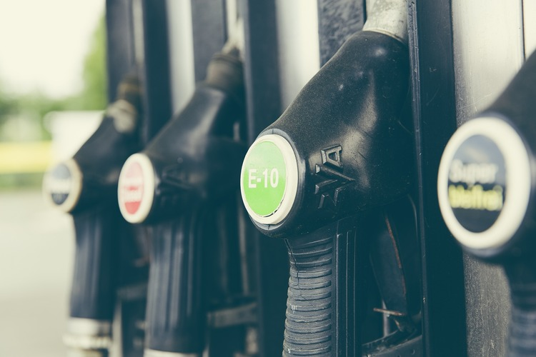 95 vs 98 Petrol: Are You Actually Wasting Money on Premium Petrol?, photo 1
