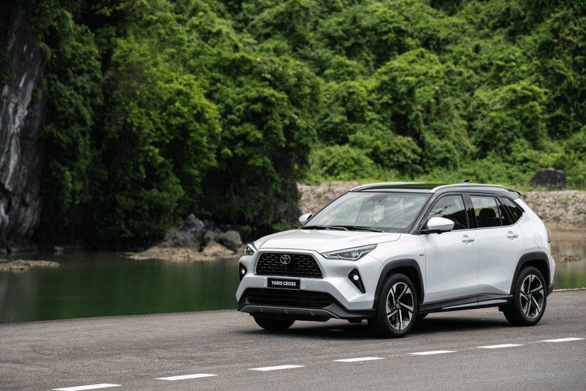 Các hãng xe lần đầu tiết lộ doanh số xe hybrid, photo 1