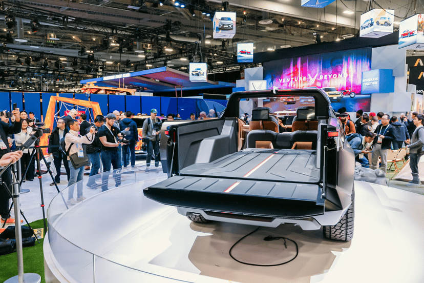 For the first time appearing in Southeast Asia, the VinFast VF Wild will debut at the Bangkok Motor Show at the end of this month, with people eagerly awaiting its appearance at the year-end exhibition in Vietnam., photo 8