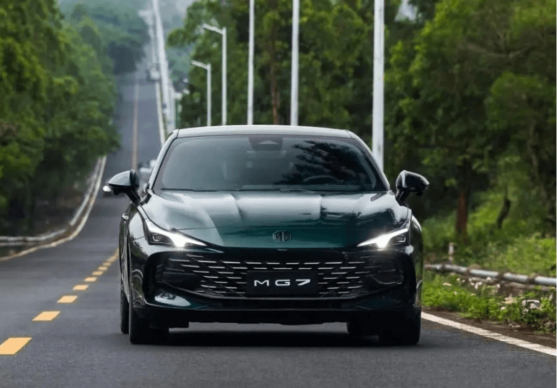 MG7 sắp về Việt Nam vào tháng 7: Giá dự kiến hơn 700 triệu, cạnh tranh BYD Seal cũng sắp ra mắt, photo 1