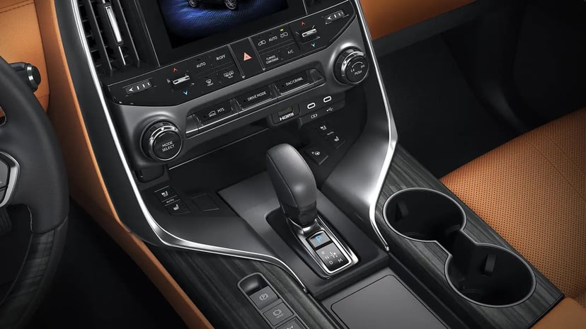 Toyota Land Cruiser có khả năng sẽ thay đổi mạnh mẽ giống Lexus LX700h: Dự kiến có thêm phiên bản hybrid, màn hình mới, nâng cấp an toàn và có thể ra mắt trước năm 2030, photo 4